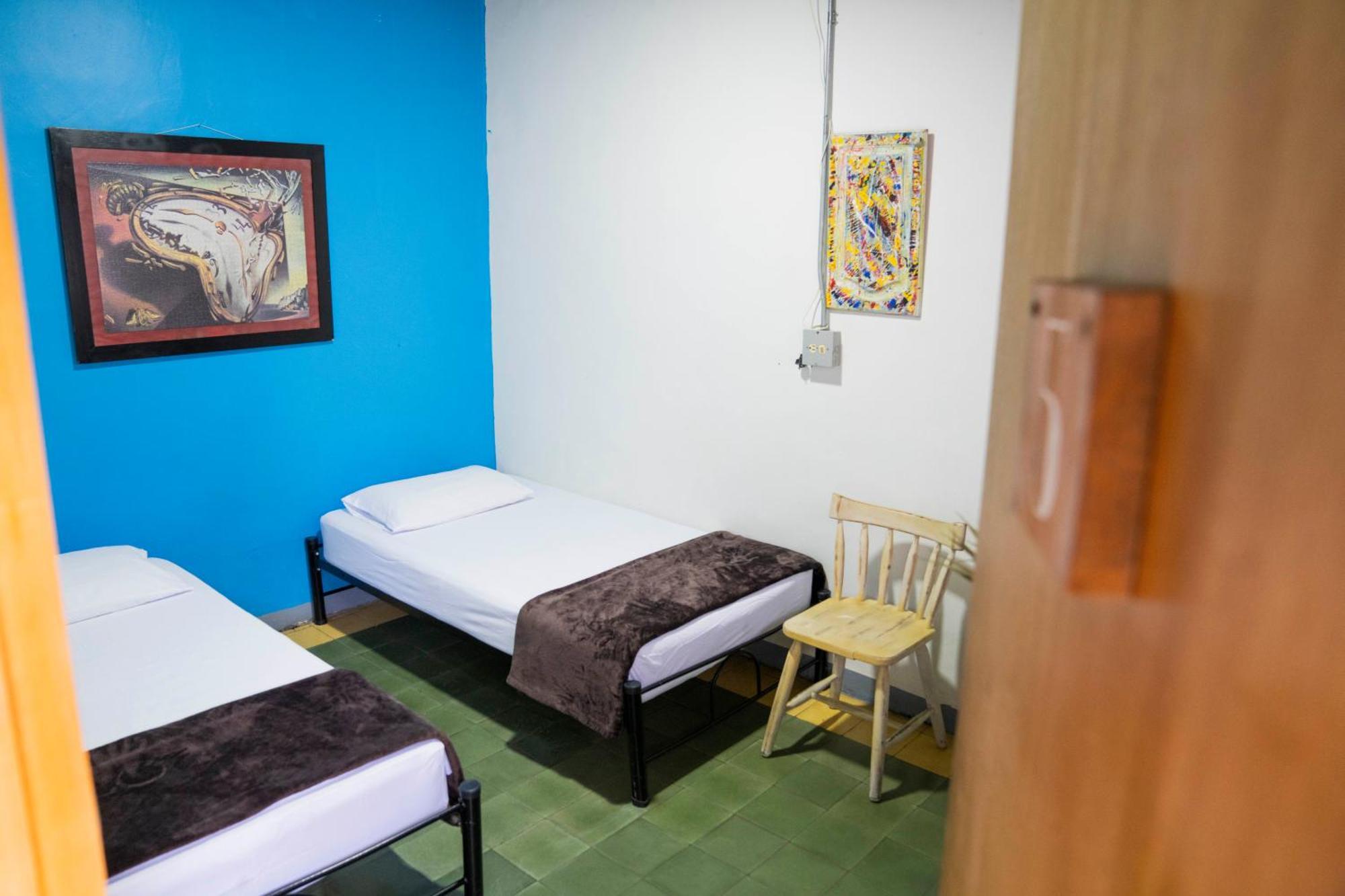 Hostal Casa Estacion Medellín Zewnętrze zdjęcie
