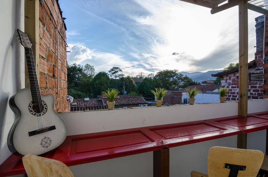 Hostal Casa Estacion Medellín Zewnętrze zdjęcie